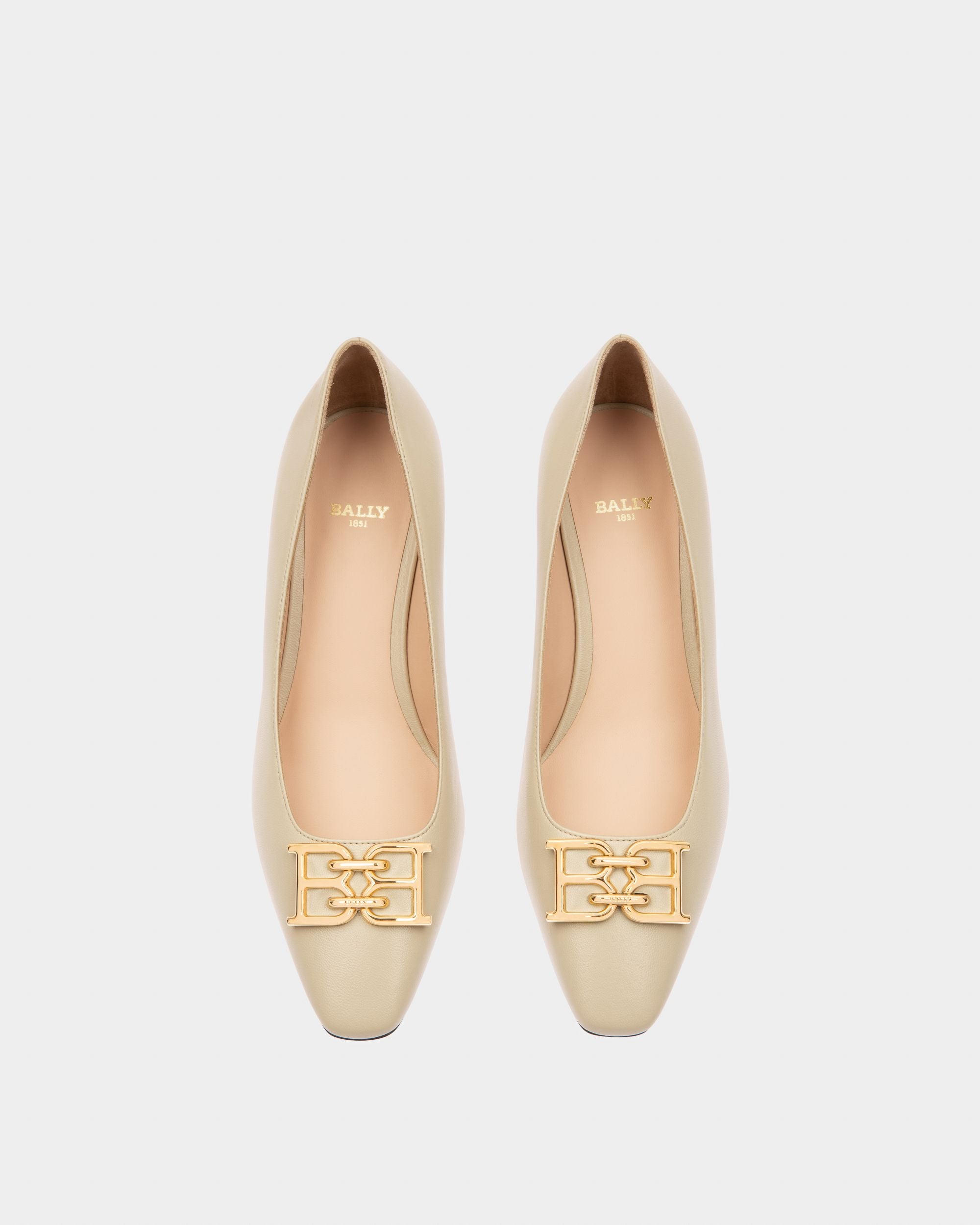 Evanca Leather Pumps In Beige - Women's - Bally - 02
