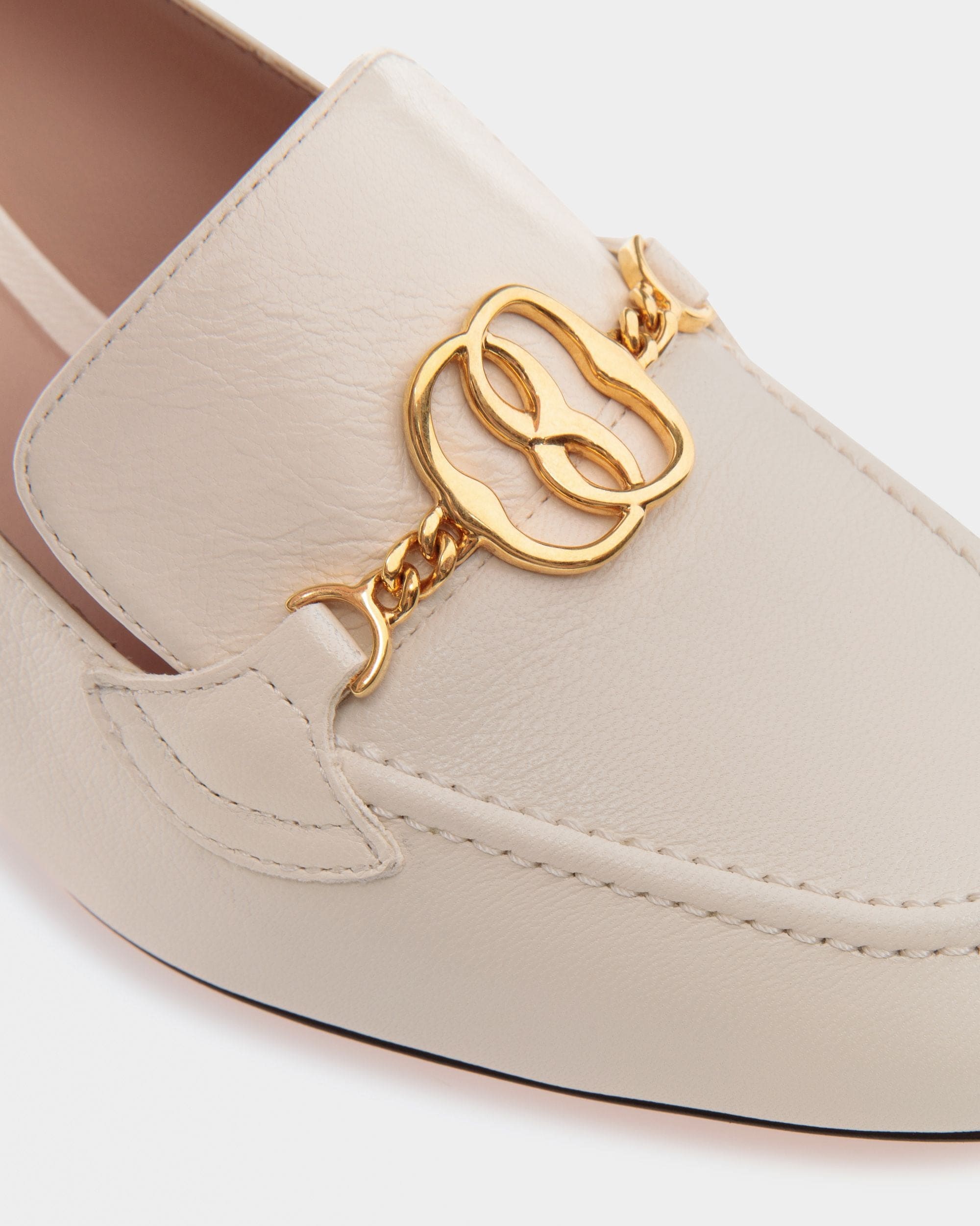 Women s Obrien Pumps In Bone Leather Bally