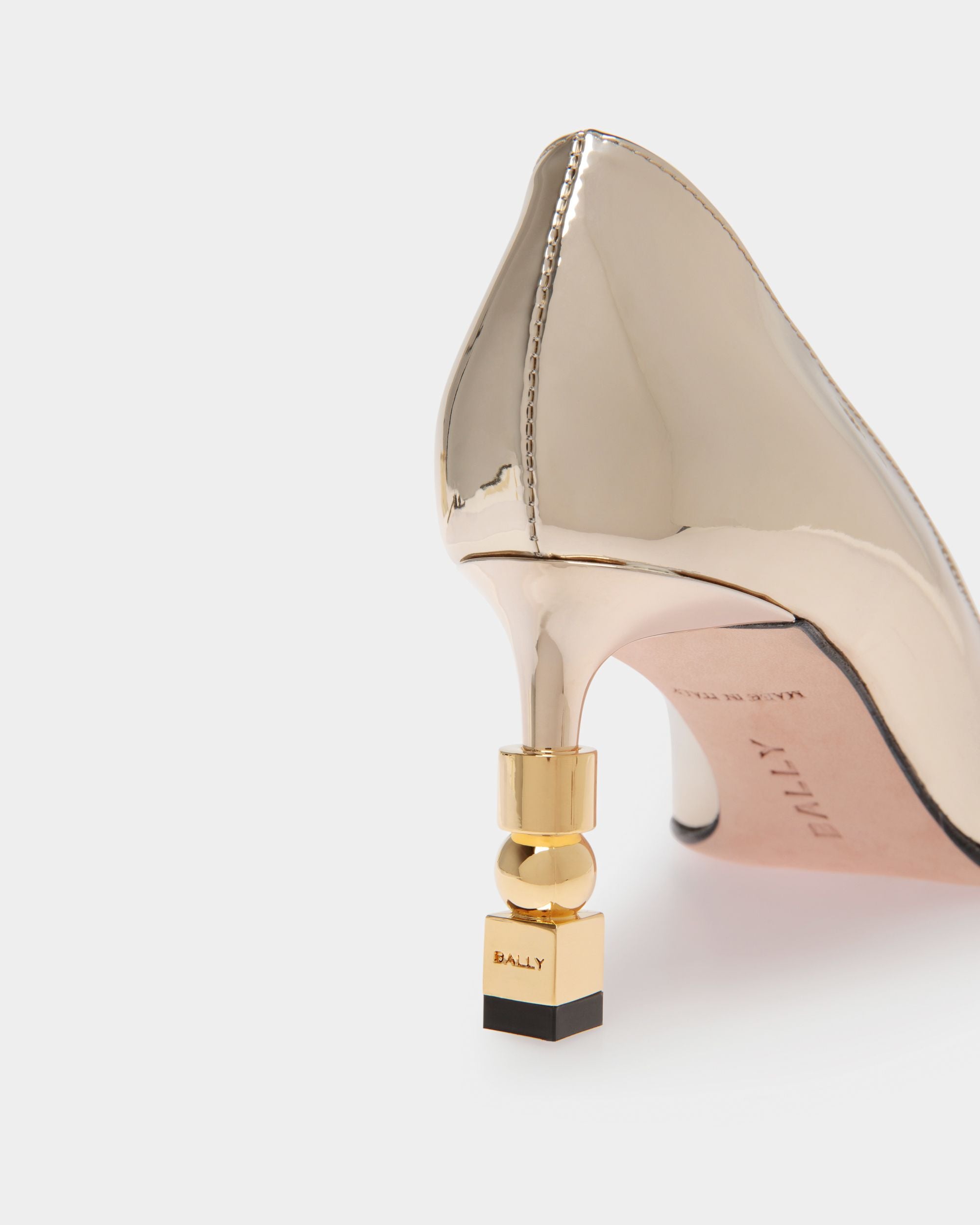 Block Pumps In Gold Fabric - Women's - Bally - 04